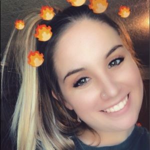 Meet your Posher, Kiley